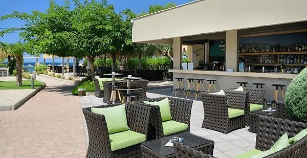 מלון Atrium Thassos פוטוס