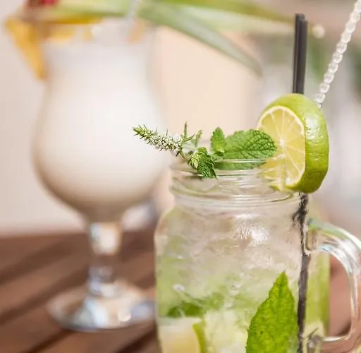 Atrium Thassos פוטוס