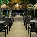 Atrium Thassos ポトス